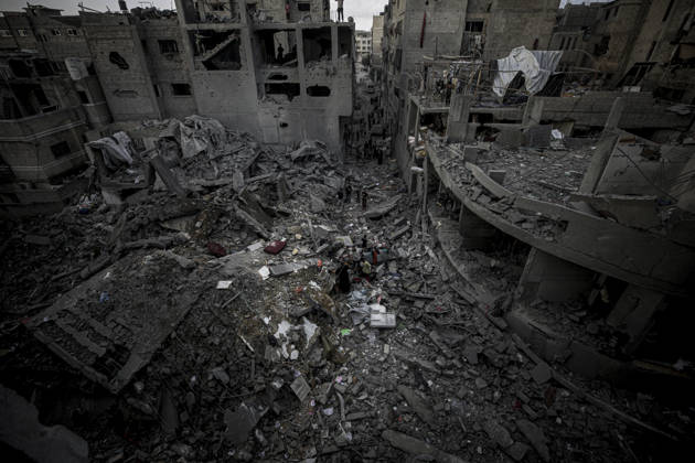 Israeli army continues its attacks on Gaza despite the ceasefire GAZA CITY, PALESTINE - OCTOBER 9: A general view of the destruction as Palestinian civilians and emergency responders search through the debris of damaged residential buildings following an Israeli military airstrike in the Sabra neighborhood, south of Gaza City, Palestine on October 9, 2026. Multiple dead and wounded, including women and children, were reported as rescue teams worked under severe resource shortages to extract survivors from beneath destroyed structures. Saeed M. M. T. Jaras Anadolu Gaza City Gaza. Editorial use only. Please get in touch for any other usage.  Copyright: x2026xAnadoluxSaeedxM.xM.xT.xJarasx