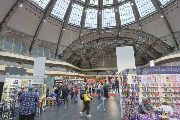Frankfurt Impressionen 08.10.2026 Für die 78. Frankfurter Buchmesse öffnet heute am Freitag ab 11 Uhr auch die Festhalle mit Community Stage sowie New Adult die Türen für alle Besucher Frankfurt (Main) Hessen Deutschland
