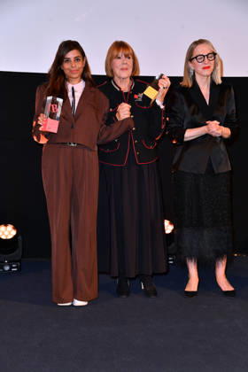 Collien Fernandes, Gisele Pelicot und Susanna Riethmuller bei der Verleihung der Brigitte Award 2026 im Kino International in Berlin am 08.10.2026