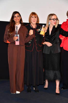 Collien Fernandes, Gisele Pelicot und Susanna Riethmuller bei der Verleihung der Brigitte Award 2026 im Kino International in Berlin am 08.10.2026