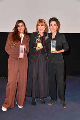Collien Fernandes , Gisele Pelicot und Dunja Hayali bei der Verleihung der Brigitte Award 2026 im Kino International in Berlin am 08.10.2026