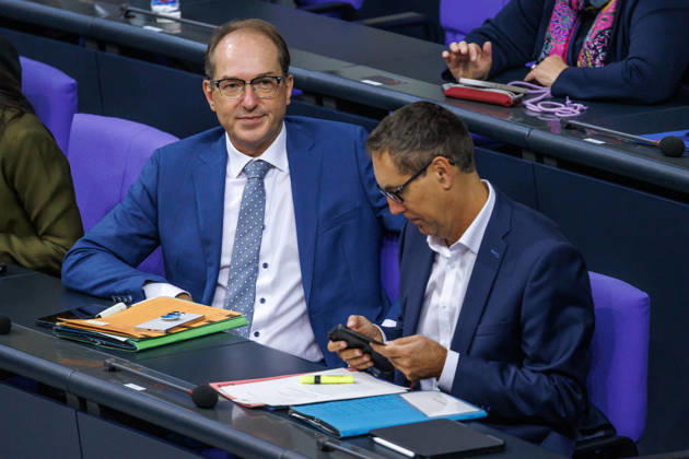 Bundestag Alexander Dobrindt (CSU), Bundesinnenminister im Deutschen Bundestag am 09.10.26 in Berlin. Berlin Berlin Deutschland Bundestag