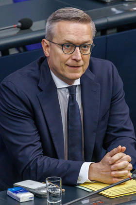 Bundestag Karsten Wildberger (CDU), Bundesminister fuer Digitales und Staatsmodernisierung, im Deutschen Bundestag am 09.10.26 in Berlin. Berlin Berlin Deutschland Bundestag