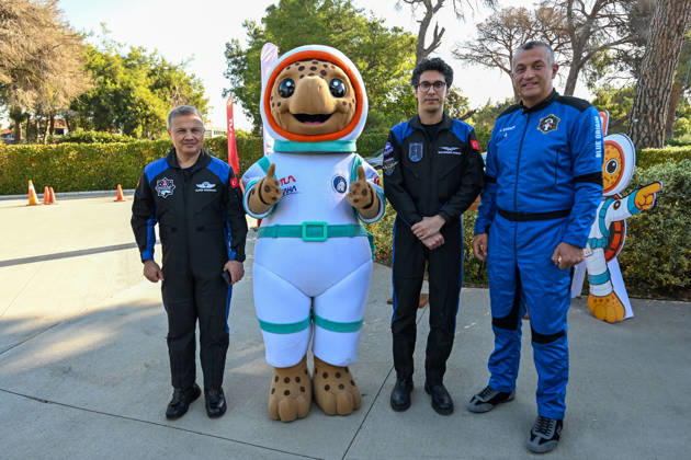 77th International Astronautical Congress in Antalya ANTALYA, TURKIYE - OCTOBER 9: First Turkish astronauts Alper Gezeravci (L), Tuva Cihangir Atasever (2nd R) and Gokhan Erdem (R) attend the visitor day of 77th International Astronautical Congress (IAC 2026) at the NEST Congress Center in Antalya, Turkiye, on October 09, 2026. Organized by the International Astronautical Federation (IAF), the congress is being held under the coordination of the Turkish Ministry of Industry and Technology and co-hosted by the Turkish Space Agency (TUA) and SAHA Istanbul, with Anadolu serving as the Global Communication Partner. Muhammed Abdullah Kurtar Anadolu Antalya Turkey. Editorial use only. Please get in touch for any other usage.  Copyright: x2026xAnadoluxMuhammedxAbdullahxKurtarx