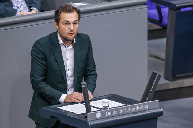Bundestag Johannes Schätzl (SPD) im Deutschen Bundestag am 09.10.26 in Berlin. Berlin Berlin Deutschland Bundestag