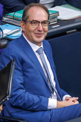Bundestag Alexander Dobrindt (CSU), Bundesinnenminister im Deutschen Bundestag am 09.10.26 in Berlin. Berlin Berlin Deutschland Bundestag