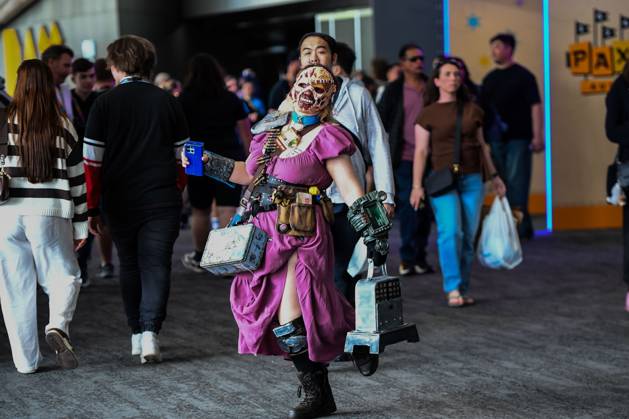 October 9, 2026, Melbourne, Australia: MELBOURNE, AUSTRALIA, OCTOBER 9, 2026: Gaming enthusiasts and cosplay participants attend the opening day of PAX Aus 2026 at the Melbourne Convention and Exhibition Centre. The three-day convention, running from October 9 to 11, brings together gamers, developers, publishers and fans for video game demonstrations, esports competitions, cosplay activities and exhibitions showcasing the latest developments in gaming and entertainment. Melbourne Australia - ZUMAq101 20261009_zna_q101_020 Copyright: xAlexanderxBogatyrevx