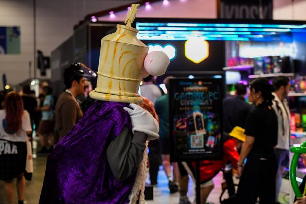 October 9, 2026, Melbourne, Australia: MELBOURNE, AUSTRALIA, OCTOBER 9, 2026: Gaming enthusiasts and cosplay participants attend the opening day of PAX Aus 2026 at the Melbourne Convention and Exhibition Centre. The three-day convention, running from October 9 to 11, brings together gamers, developers, publishers and fans for video game demonstrations, esports competitions, cosplay activities and exhibitions showcasing the latest developments in gaming and entertainment. Melbourne Australia - ZUMAq101 20261009_zna_q101_022 Copyright: xAlexanderxBogatyrevx