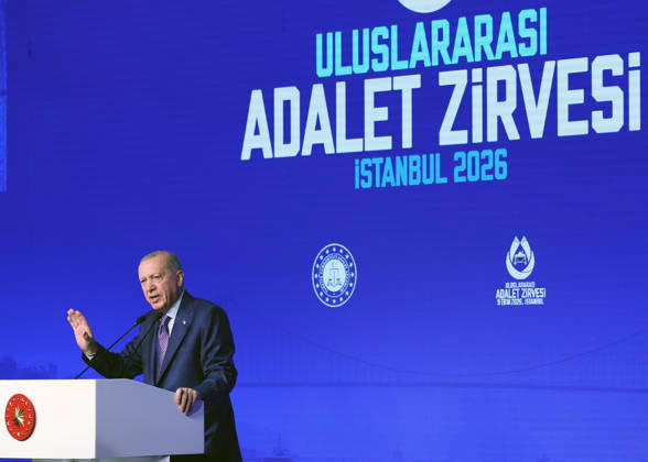 Turkish President Recep Tayyip Erdogan ISTANBUL, TURKIYE - OCTOBER 9:(----EDITORIAL USE ONLY - MANDATORY CREDIT - TURKISH PRESIDENCY MURAT KULA HANDOUT - NO MARKETING NO ADVERTISING CAMPAIGNS - DISTRIBUTED AS A SERVICE TO CLIENTS----) Turkish President Recep Tayyip Erdogan gives a speech during the International Justice Summit at Ciragan Palace in Istanbul, Turkiye on October 9, 2026. TUR Presidency Murat Kula Handout Anadolu Istanbul Turkey. Editorial use only. Please get in touch for any other usage.  Copyright: x2026xAnadoluxTURxPresidencyx xMuratxKulax xHandoutx