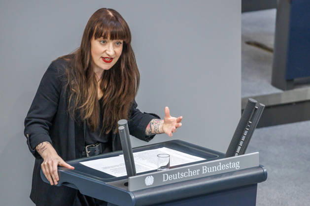 Bundestag Heidi Reichinnek (Die Linke) im Deutschen Bundestag am 09.10.26 in Berlin. Berlin Berlin Deutschland Bundestag