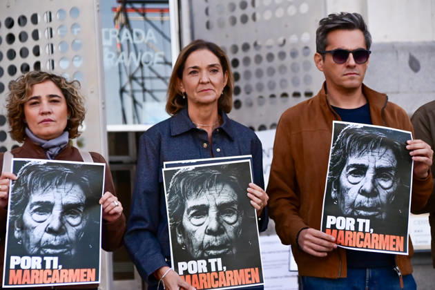 October 9, 2026, Madrid, Madrid, SPAIN: Members and representatives of the Madrid branch of the Spanish Socialist WorkersÃ¢â‚¬â ¢ Party (PSOE) observe a minute of silence outside Madrid City Hall in memory of Maricarmen, who died after being evicted from her home. Her death has become a symbol of the housing crisis and the struggle against real estate speculation. Madrid SPAIN  - ZUMAz108 20261009_znp_z108_006 Copyright: xRichardxZubelzux