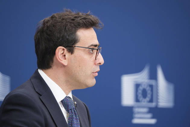 Stephane Sejourne During Critical Raw Materials Announcement - Brussels Stephane Sejourne, vice-president of the European Commission responsible for prosperity and industrial strategy, speaks to media at the Berlaymont building, headquarters of the European Commission in Brussels, Belgium on October 9, 2026. The European Commission approves 46 new strategic projects focused on extraction, processing and recycling of critical raw materials across the EU to meet 2030 targets set by the Critical Raw Materials Act, aiming to reduce dependence on single suppliers and strengthen value chains in batteries, defense, aerospace and permanent magnets sectors. The decision follows RESourceEU mobilizing over 2 billion euros in financial support and comp  Copyright: xANDBZ ABACAx