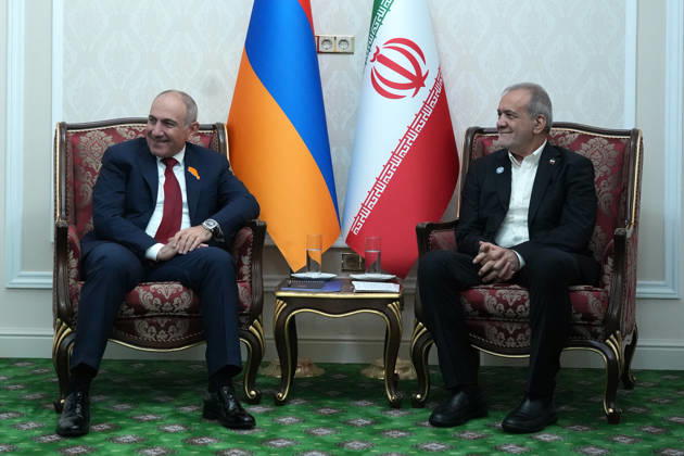 Masoud Pezeshkian - Nikol Pashinyan meeting in Turkmenistan TURKMENBASHI, TURKMENISTAN - OCTOBER 09: (----EDITORIAL USE ONLY - MANDATORY CREDIT - IRANIAN PRESIDENCY HANDOUT - NO MARKETING NO ADVERTISING CAMPAIGNS - DISTRIBUTED AS A SERVICE TO CLIENTS----) Iranian President Masoud Pezeshkian (R), who is in the Avaza region near Turkmenbashi, Turkmenistan, to attend the Commonwealth of Independent States (CIS) Leaders Summit and the Caspian Sea Environmental Meeting, meets with Armenian Prime Minister Nikol Pashinyan on October 09, 2026. Iranian Presidency Handout Anadolu Turkmenbashi Turkmenistan. Editorial use only. Please get in touch for any other usage.  Copyright: x2026xAnadoluxIranianxPresidencyx xHandoutx