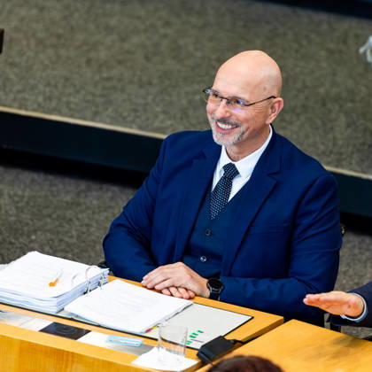 09.10.2026, GER, News Politik, 8.Wahlperiode, 58.Plenarsitzung im Plenarsaal Thüringer Landtag, Wahl zum Vizepräsidenten des Thüringer Landtag Steffen Quasebarth (Thüringen.Gerecht) wird im zweiten Wahlgang zum Vizepräsidenten des Thüringer Landtag gewählt 99096 Erfurt Thueringer Landtag Thüringen Deutschland