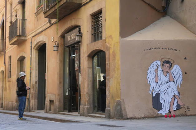 Maricarmen Forever, the new work by street artist TVBoy in Barcelona The work Maricarmen Forever by street artist TVBoy, as of October 9, 2026, in Barcelona, Catalonia, Spain. Street artist TVBoy has depicted Maricarmen with angel wings and a key in her hand, paying tribute to the elderly woman who was evicted from her apartment a few weeks ago following her death, with the phrase Maricarmen Forever OCTOBER 9, 2026 Barcelona Catalonia Barcelona Catalonia Spain  Copyright: xDavidxZorrakinox 7831543