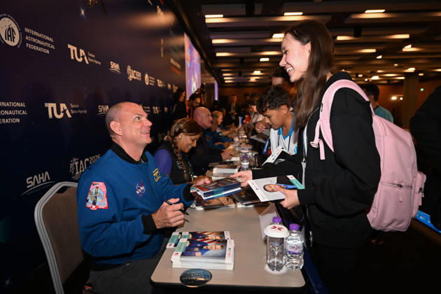 Astronauts meet visitors at autograph session during International Astronautical Congress ANTALYA, TURKIYE - OCTOBER 09: Astronauts from various countries meet visitors during an autograph session on Public Day of the 77th International Astronautical Congress (IAC 2026) at the NEST Congress Center in Antalya, Turkiye, on October 09, 2026. Organized by the International Astronautical Federation (IAF) under the coordination of the Ministry of Industry and Technology and hosted by the Turkish Space Agency (TUA) and SAHA Istanbul, the congress opens its doors to the public on its final day. Muhammed Abdullah Kurtar Anadolu Antalya Turkey. Editorial use only. Please get in touch for any other usage.  Copyright: x2026xAnadoluxMuhammedxAbdullahxKurtarx