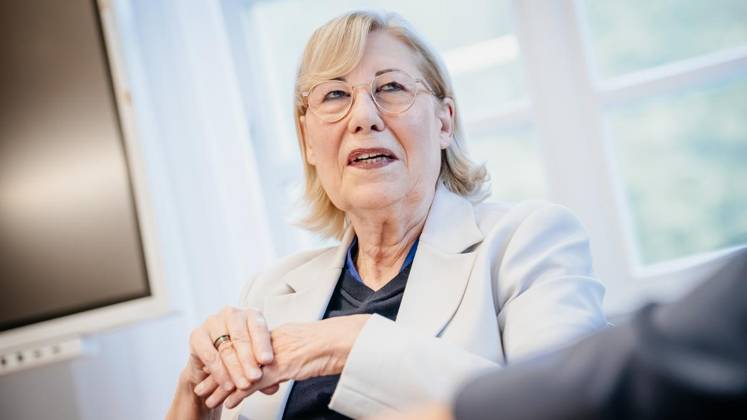 Krupp-Stiftungschefin Ursula Gather im Interview. Lange Zeit hat sich Ursula Gather, die Chefin der Krupp-Stiftung, nicht mehr zum Konzern Thyssenkrupp geäußert. Jetzt spricht sie im exklusiven Interview. Am 09.10.2026 in Essen ** NUR FÜR REDAKTIONELLE ZWECKE ** EDITORIAL USE ONLY **<p>Krupp-Stiftungschefin Ursula Gather im Interview. Lange Zeit hat sich Ursula Gather, die Chefin der Krupp-Stiftung, nicht mehr zum Konzern Thyssenkrupp geäußert. Jetzt spricht sie im exklusiven Interview. Am 09.10.2026 in Essen Copyright: ChristophxJendral