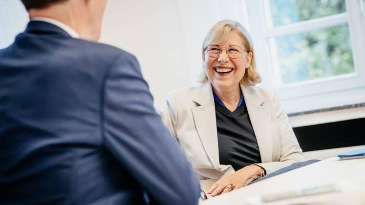 Krupp-Stiftungschefin Ursula Gather im Interview. Lange Zeit hat sich Ursula Gather, die Chefin der Krupp-Stiftung, nicht mehr zum Konzern Thyssenkrupp geäußert. Jetzt spricht sie im exklusiven Interview. Am 09.10.2026 in Essen ** NUR FÜR REDAKTIONELLE ZWECKE ** EDITORIAL USE ONLY **<p>Krupp-Stiftungschefin Ursula Gather im Interview. Lange Zeit hat sich Ursula Gather, die Chefin der Krupp-Stiftung, nicht mehr zum Konzern Thyssenkrupp geäußert. Jetzt spricht sie im exklusiven Interview. Am 09.10.2026 in Essen Copyright: ChristophxJendral