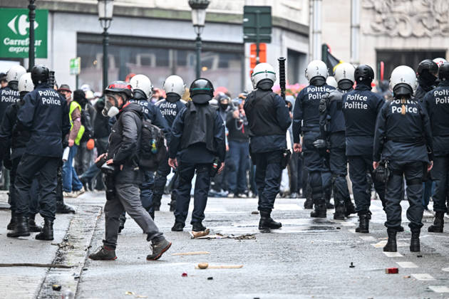 Violent student protests merge with a trade union demonstration near Mont des Arts in Brussels, Belgium, on 9 October 2026. Clashes and disorder unfold as student protesters join the union-led mobilisation in the Belgian capital.