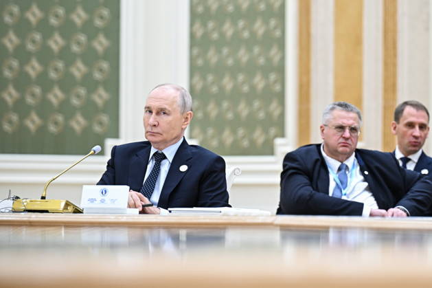 TURKMENISTAN, BALKAN PROVINCE - OCTOBER 9, 2026: Russia s President Vladimir Putin, Russia s Deputy Prime Minister Alexei Overchuk and Russia s Natural Resources and Ecology Minister Alexander Kozlov (L-R) attend the Caspian Ecological Summit Turkmenistan  - ZUMAt113 20261009_zaa_t113_470 Copyright: xSergeixBobylevx