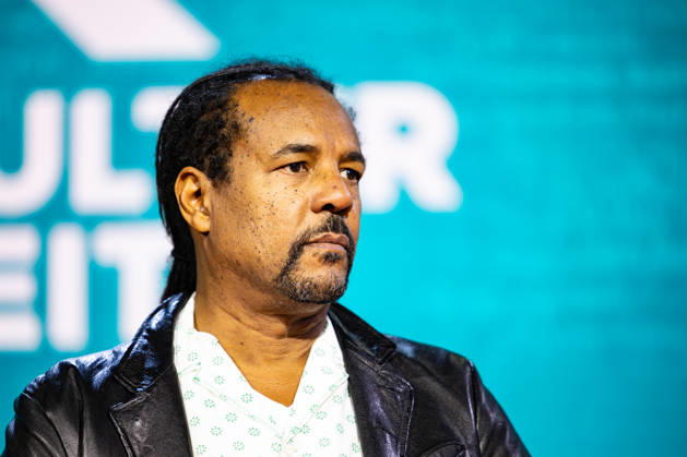 Colson Whitehead auf der Frankfurter Buchmesse 09.10.2026: Der US-amerikanische Schriftsteller und zweifache Pulitzer-Preisträger Colson Whitehead stellt auf der Frankfurter Buchmesse 2026 im ARD-Forum seinen Roman Cool Machine vor. Der international erfolgreiche Autor ist insbesondere für seine preisgekrönten Romane Underground Railroad und Die Nickel Boys bekannt. Frankfurt am Main Messe Hessen Deutschland