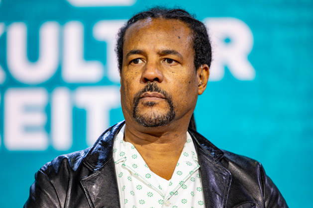 Colson Whitehead auf der Frankfurter Buchmesse 09.10.2026: Der US-amerikanische Schriftsteller und zweifache Pulitzer-Preisträger Colson Whitehead stellt auf der Frankfurter Buchmesse 2026 im ARD-Forum seinen Roman Cool Machine vor. Der international erfolgreiche Autor ist insbesondere für seine preisgekrönten Romane Underground Railroad und Die Nickel Boys bekannt. Frankfurt am Main Messe Hessen Deutschland