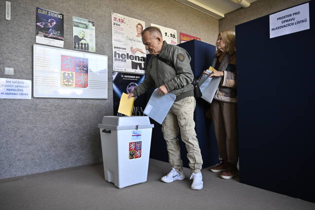The two-day elections to municipal assemblies started in the Czech Republic together with the first round of the elections to one-third of the Senate, on October 9, 2026. On the photo polling place in Zlin. (CTKxPhoto DaliborxGluck) CTKPhotoP2026100904818  CTKPhotoP2026100904818