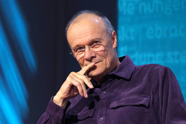 09.10.2026, Frankfurt am Main, DEU, Frankfurter Buchmesse. Edgar Selge, Schauspieler und Autor des Buches Juras letzter Winter im Gespraech auf der ARD Buehne