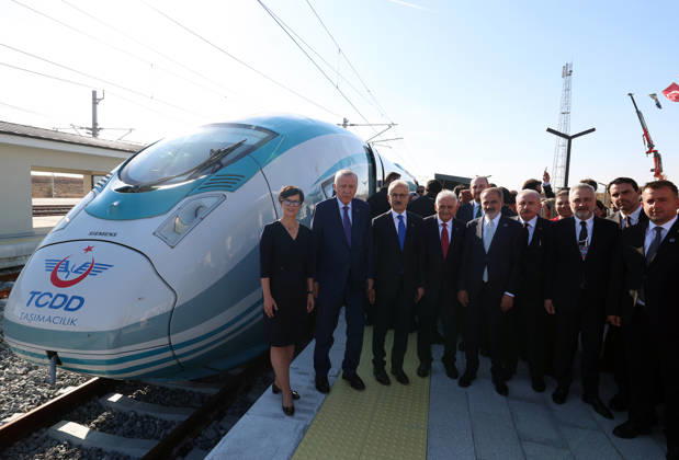 Turkish President Recep Tayyip Erdogan KIRKLARELI, TURKIYE - OCTOBER 9: (----EDITORIAL USE ONLY - MANDATORY CREDIT - TURKISH PRESIDENCY MURAT KULA HANDOUT - NO MARKETING NO ADVERTISING CAMPAIGNS - DISTRIBUTED AS A SERVICE TO CLIENTS----) Turkish President Recep Tayyip Erdogan attends the Cerkezkoy-Kapikule High-Speed Railway Line Opening Ceremony in Kirklareli, Turkiye on October 9, 2026. TUR Presidency Murat Kula Anadolu Kirklareli Turkey. Editorial use only. Please get in touch for any other usage.  Copyright: x2026xAnadoluxTURxPresidencyx xMuratxKulax