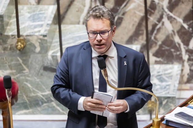 Paris, France le 9 Octobre, 2026 - Examen en seance a l assemblee nationale de la proposition de loi apportant une reponse integrale au phenomene des violences sexuelles et sexistes contre les femmes et les enfants - Guillaume Gouffier Valente POLITIQUE, ASSEMBLEE NATIONALE, EXAMEN DE LOI, LEGISLATIF, LOI INTEGRALE, VIOLENCES SEXUELLES  Copyright: xVincentxIsorex