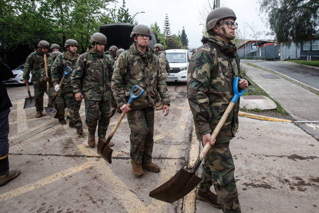 Santiago, October 9, 2026: Consequences of a mudslide that affected the area from San Carlos de Apoquindo to Los Dominicos in the Las Condes district, causing widespread damage and sweeping away vehicles and people. Diego Martin Aton, Chile, Aton 1198177 jpeg  Copyright: DIEGOxMARTIN ATONxCHILE