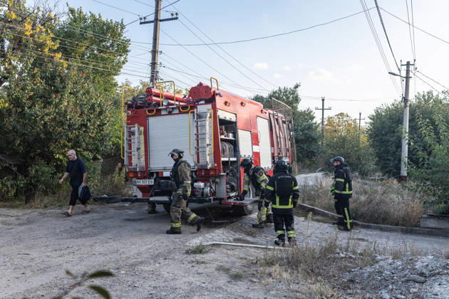 Aftermath of Russian drone strike in Ukraine KRAMATORSK, UKRAINE - OCTOBER 9: Ukrainian firefighters put out a fire in a house following a Russian drone strike in Kramatorsk, Ukraine, 9 October 2026 Diego Herrera Carcedo Anadolu Kramatorsk Ukraine. Editorial use only. Please get in touch for any other usage.  Copyright: x2026xAnadoluxDiegoxHerreraxCarcedox