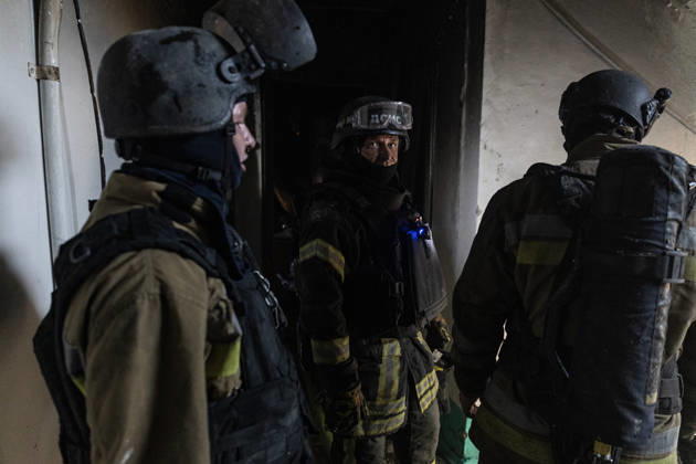 Aftermath of Russian drone strike in Ukraine KRAMATORSK, UKRAINE - OCTOBER 9: Ukrainian firefighters put out a fire after a Russian FPV drone struck a residential building in Kramatorsk, Ukraine, on 9 October 2026 Diego Herrera Carcedo Anadolu Kramatorsk Ukraine. Editorial use only. Please get in touch for any other usage.  Copyright: x2026xAnadoluxDiegoxHerreraxCarcedox