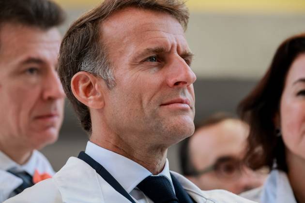 STATE VISIT BY MR. FRANK WALTER STEINMEIER, PRESIDENT OF THE FEDERAL REPUBLIC OF GERMANY, ACCOMPANIED BY THE PRESIDENT OF THE FRENCH REPUBLIC, EMMANUEL MACRON. PHOTO: PQR SUD OUEST, GUILLAUME BONNAUD, Bordeaux, October 9, 2026. On October 9, 2026, in Gironde: State visit by Mr. Frank-Walter Steinmeier, President of the Federal Republic of Germany, accompanied by the President of theEMMANUEL MACRON, PRESIDENT OF THE FRENCH REPUBLIC, PHOTO BY GUILLAUME BONNAUD AT THE ARIANE GROUP SITE IN MÉRIGNAC Emmanuel Macron during a visit to the site of the aerospace company Ariane Group in Mérignac, southwestern France, on October 9, 2026, Bordeaux, Gironde, France Copyright: xPHOTOPQR SUDxOUEST MAXPPPxGUILLAUMExBONNAUDx 20261009SDO2972 20261009SDO2972