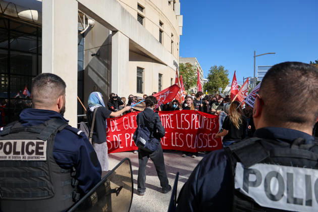 High school students block schools here, demanding the release of their classmates in police custody in front of the Aix-en-Provence police station. - 09 11 2026 - France Bouches-du-Rhone Marseille -  SylvainxRostaingx xLexPictorium LePictorium_0342754