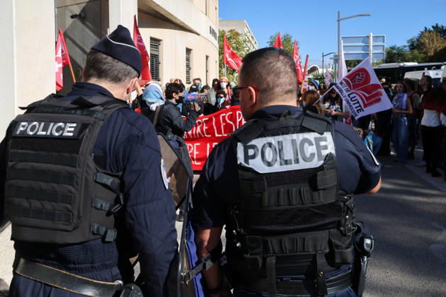 High school students block schools here, demanding the release of their classmates in police custody in front of the Aix-en-Provence police station. - 09 11 2026 - France Bouches-du-Rhone Marseille -  SylvainxRostaingx xLexPictorium LePictorium_0342747
