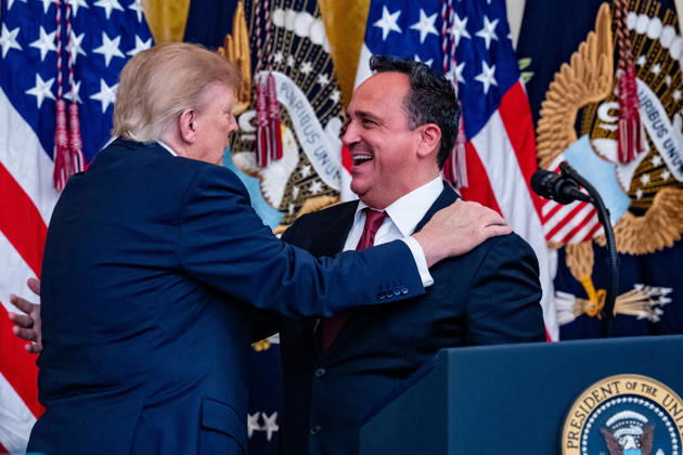 October 9, 2026, Washington, Dc, USA: U.S. President Donald Trump joins famed American tenor Christopher Macchio at a Christopher Columbus Day event at the White House on October 9, 2026, in Washington, D.C. Washington USA  - ZUMAl312 20261009_znp_l312_021 Copyright: xAndrewxLeydenx