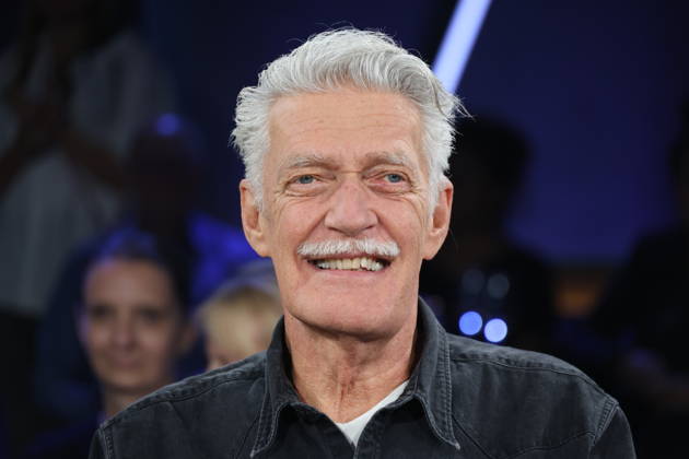 Max Moor, Moderator und Schauspieler, zu Gast in der NDR Talk Show am 9.10.2026 im 3. Programm des NDR Fernsehen, Fototermin vor der Aufzeichnung am 2.10.2026 im Fernsehstudio Hamburg Lokstedt