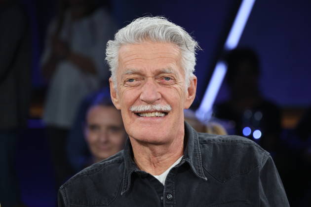 Max Moor, Moderator und Schauspieler, zu Gast in der NDR Talk Show am 9.10.2026 im 3. Programm des NDR Fernsehen, Fototermin vor der Aufzeichnung am 2.10.2026 im Fernsehstudio Hamburg Lokstedt