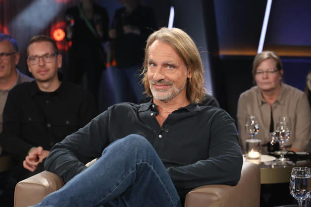 Richard David Precht, Philosoph und Autor, zu Gast in der NDR Talk Show am 9.10.2026 im 3. Programm des NDR Fernsehen, Fototermin vor der Aufzeichnung am 2.10.2026 im Fernsehstudio Hamburg Lokstedt