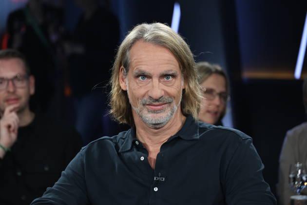 Richard David Precht, Philosoph und Autor, zu Gast in der NDR Talk Show am 9.10.2026 im 3. Programm des NDR Fernsehen, Fototermin vor der Aufzeichnung am 2.10.2026 im Fernsehstudio Hamburg Lokstedt