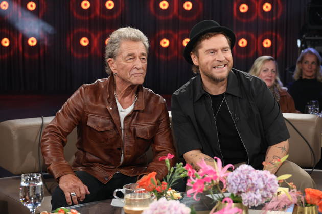 Peter Maffay und Johannes Oerding, Musiker, zu Gast in der NDR Talk Show am 9.10.2026 im 3. Programm des NDR Fernsehen, Fototermin vor der Aufzeichnung am 2.10.2026 im Fernsehstudio Hamburg Lokstedt
