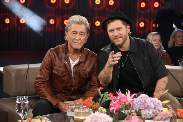 Peter Maffay und Johannes Oerding, Musiker, zu Gast in der NDR Talk Show am 9.10.2026 im 3. Programm des NDR Fernsehen, Fototermin vor der Aufzeichnung am 2.10.2026 im Fernsehstudio Hamburg Lokstedt