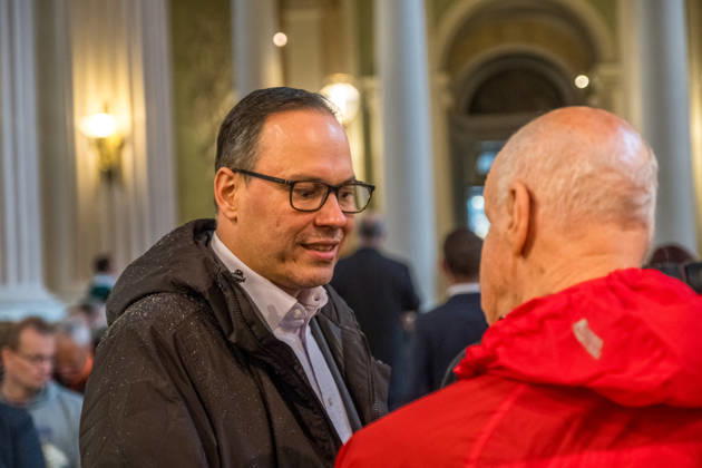 Seit 2009 findet in Leipzig zur Erinnerung an die Montagsdemonstrationen im Jahr 1989 am 9. Oktober das Lichtfest statt. Hier das Friedensgebet in der Nikolakirche mit Rede zur Demokratie. Dirk Panter Lichtfest 2026