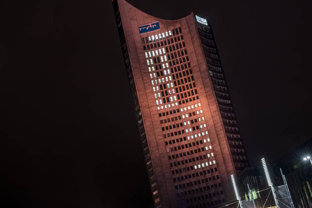 Seit 2009 findet in Leipzig zur Erinnerung an die Montagsdemonstrationen im Jahr 1989 am 9. Oktober das Lichtfest statt. Licht und Kunstinstallationen illuminieren die Stadt, menschen laufen mit Kerzen durch die Stadt. Lichtfest 2026