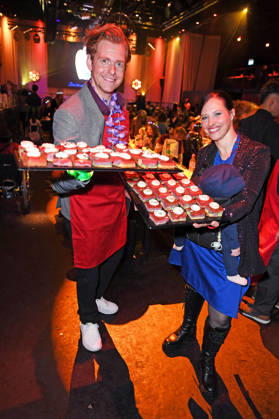 Johannes Heinrichs mit Ehefrau Nadja Jo Klapper bei der KINDERSCHUTZENGEL E.V. GALA 2026 im Spindler & Klatt in Berlin am 09.10.2026