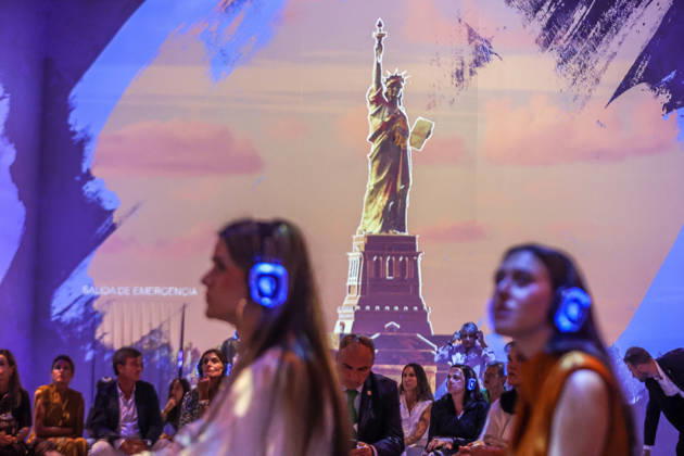 October 9, 2026, Malaga, Spain: Visitors experience The Legend of the Titanic , as the immersive exhibition, opens in Malaga after its premiere in Madrid and gathers more than a million visitors. The most immersive Titanic arrives in Malaga with a tour of the cabins. An exhibition 360 arrives in the city with five different experiences in which virtual reality allows you to know the rooms of the ship and listen live to its musicians. The exhibition will be open to the public from October 8 to January 5. Malaga Spain  - ZUMAc161 20261009_zap_c161_004 Copyright: xLorenzoxCarnerox