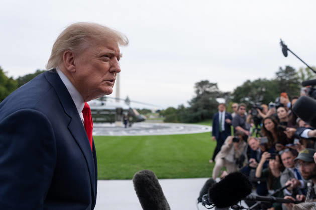 President Donald Trump speaks to members of the media on the South Lawn of the White House before boarding Marine One in Washington, DC on Friday, Oct. 9, 2026. Trump is heading to Syracuse on Friday to boost Republican gubernatorial candidate Bruce Blakeman, who is trailing Governor Kathy Hochul in polls ahead of November s election.  WASP20261009146 AaronxSchwartz