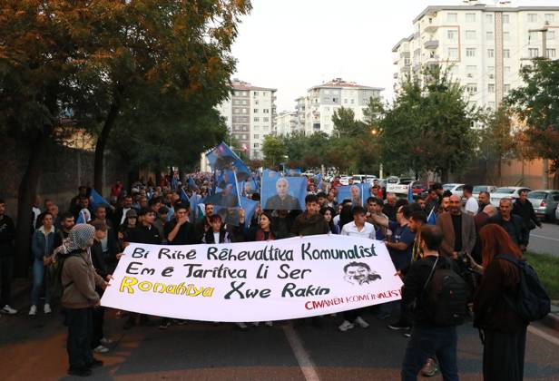Hundreds march for Ocalan™s release in Diyarbakir DIYARBAKIR, TURKEY, OCTOBER 9, 2026: Hundreds of demonstrators march through Diyarbakir during a protest organized by the pro-Kurdish DEM Party, calling for the release of imprisoned Kurdistan Workers™ Party (PKK) leader Abdullah Ocalan. Participants carried banners and chanted slogans demanding his freedom amid ongoing efforts to advance a peace process between the Turkish government and the PKK following the group™s announcement that it would lay down its arms. Diyarbakir Türkiye Copyright: x xEnsarxOzdemirx xJNAxPressx