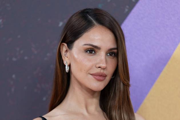 I Love Boosters Gala Screening at the 70th BFI London Film Festival, The Royal Festival Hall, London, UK - 9 Oct 2026 Eiza González attends the I Love Boosters Gala Screening at The 70th BFI London Film Festival at The Royal Festival Hall Cast and Guests attend the I Love Boosters Gala Screening during The 70th BFI London Film Festival at The Royal Festival Hall, London London United Kingdom Copyright: xPhilxLewisx xSOPAxImagesx Phil-Lewis-1457339